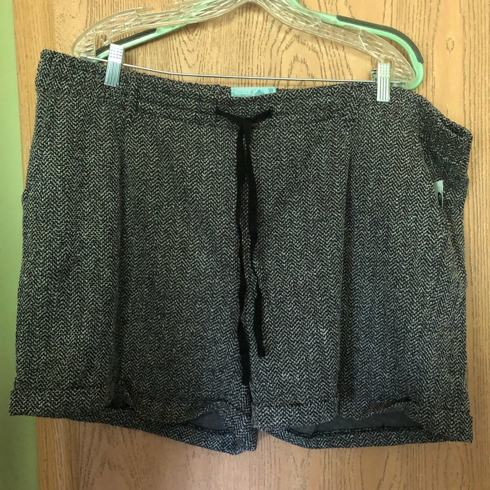 Twill Old Navy Short New with Tags!!